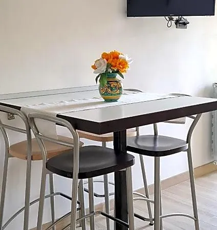 Couette-café Rita 4*
